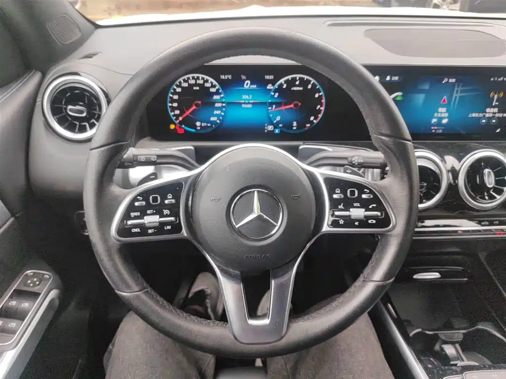 Mercedes-Benz GLB 2023 — фото 11