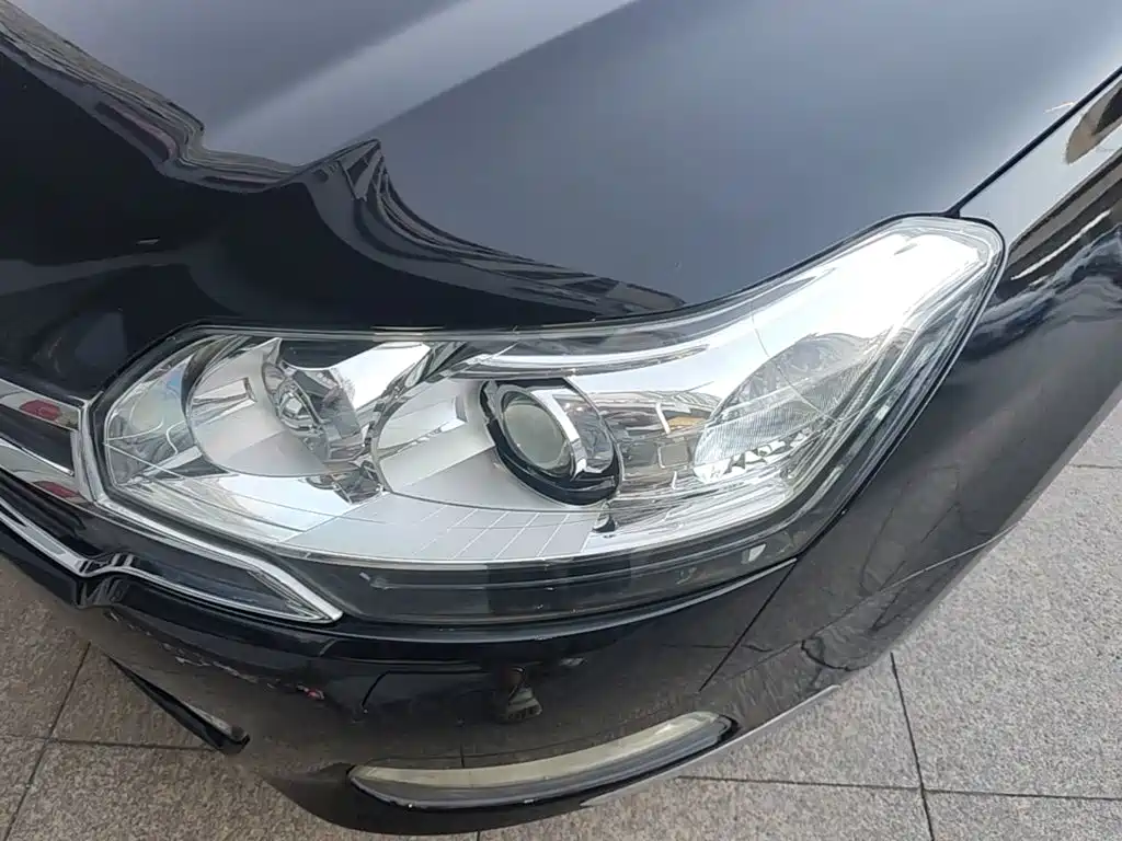 Citroën C5 2015 — фото 24