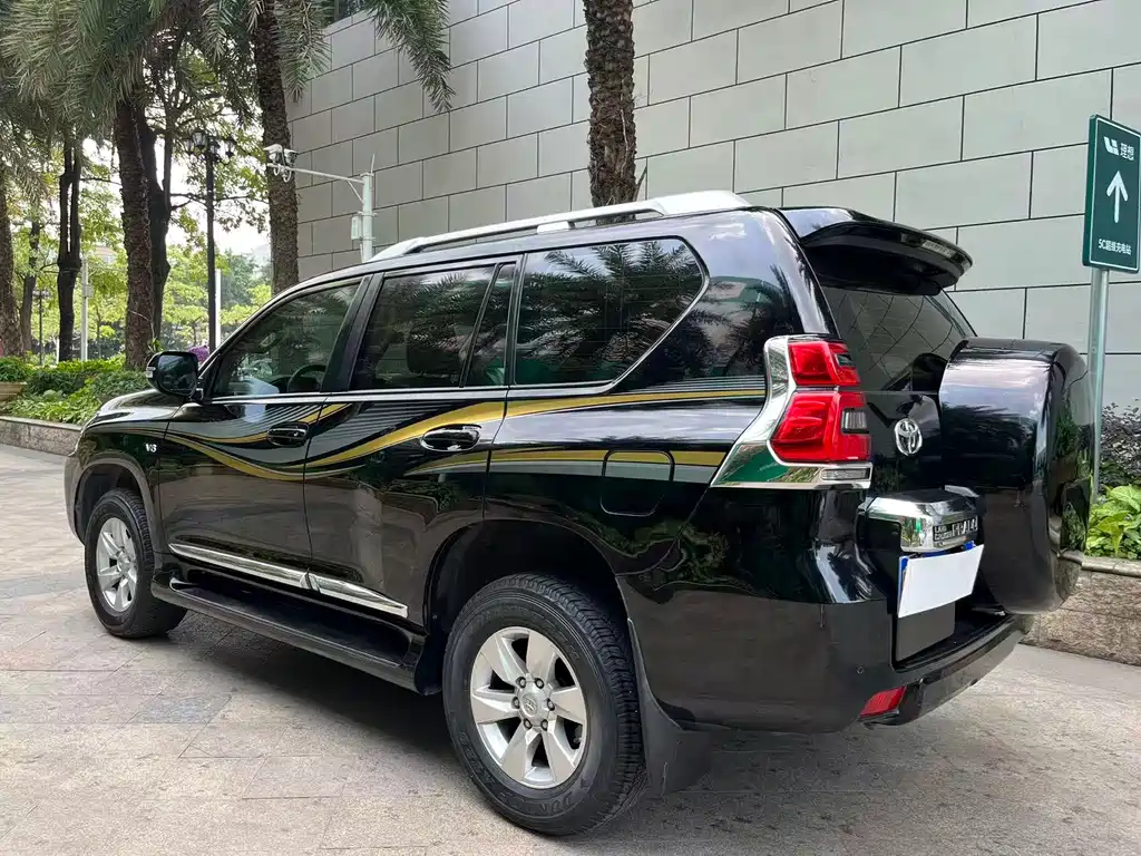 Toyota Prado 2019 — фото 4