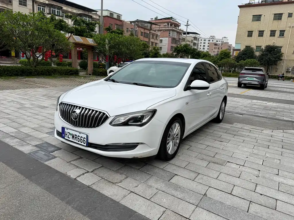 Buick Excelle 2015 — фото 1