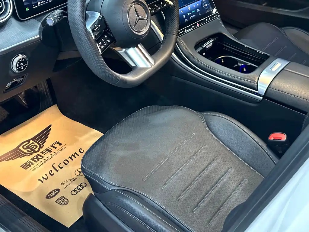 Mercedes-Benz C-Class 2023 — фото 26