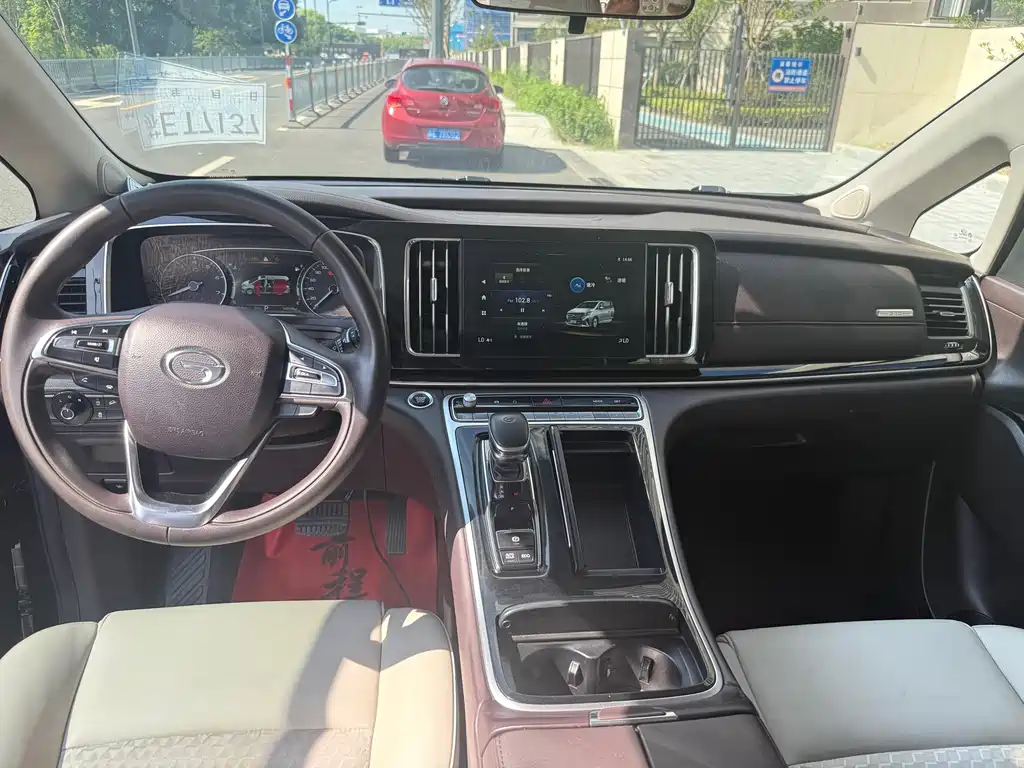 GAC Trumpchi M8 2022 — фото 11