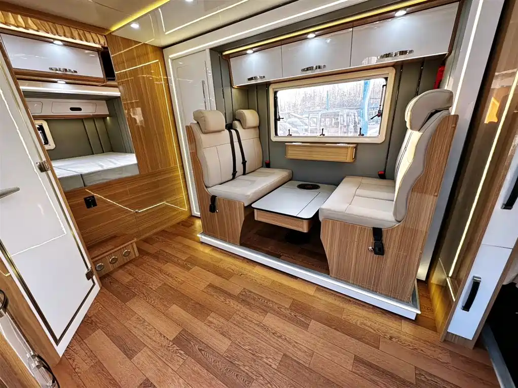 IVECO Ousheng 2025 — фото 14