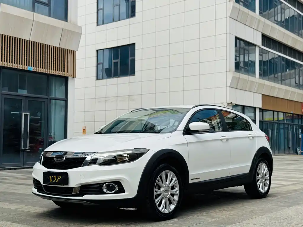 Qoros 3 2016