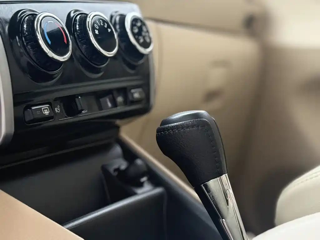 Toyota Vios FS 2017 — фото 16