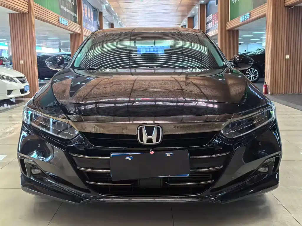 Honda Accord 2022 — фото 8