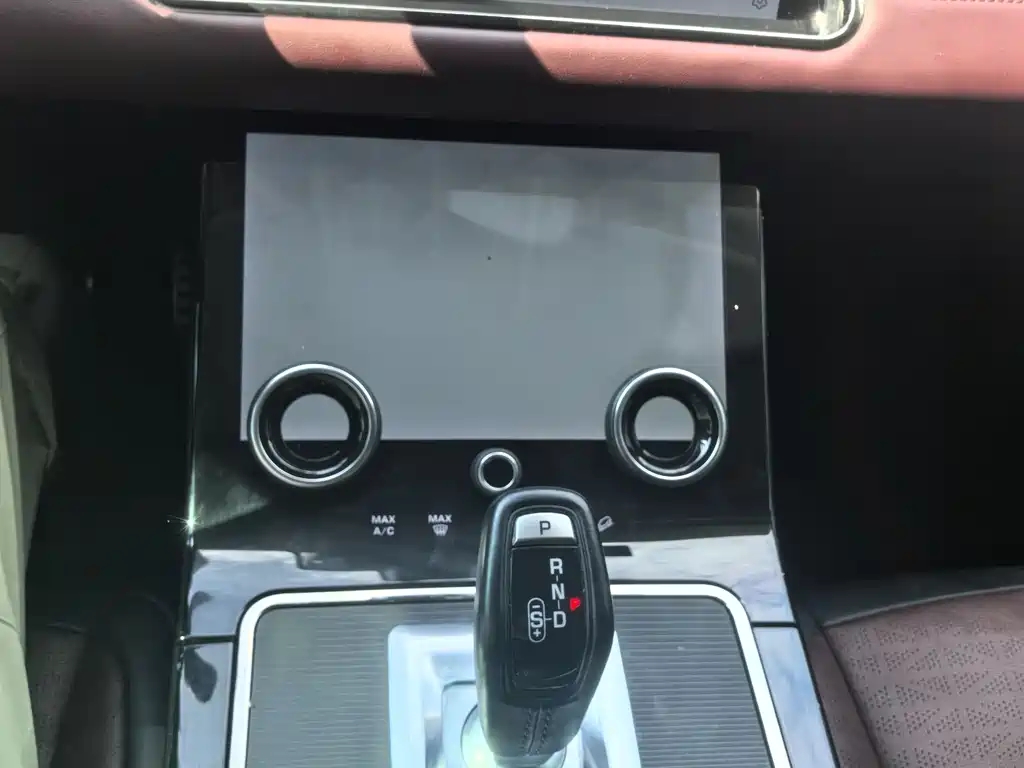 Land Rover Evoque 2022 — фото 14