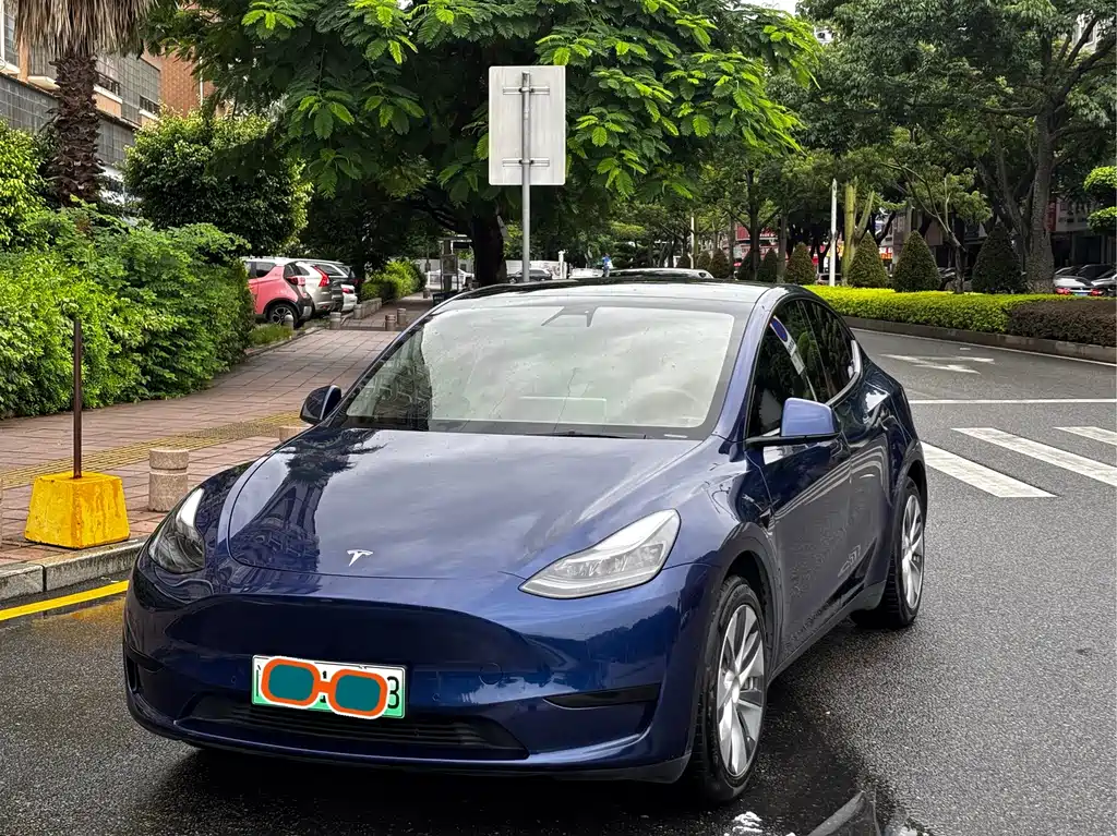 Tesla Model Y 2022 — фото 1