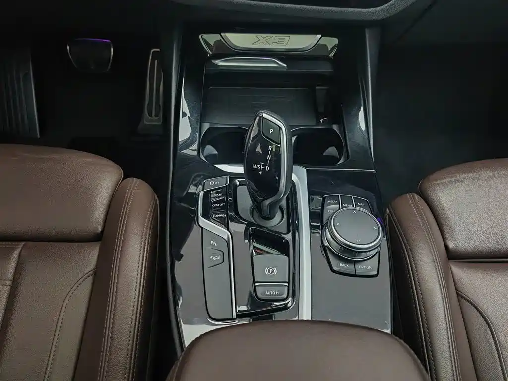 BMW X3 2019 — фото 13