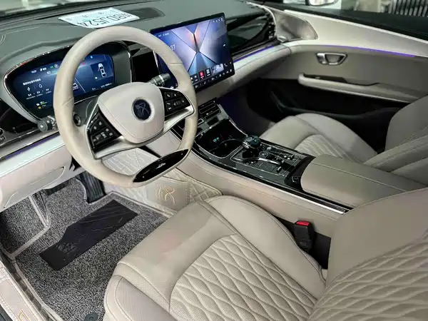 BYD Han 2024