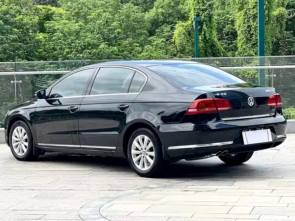 Volkswagen Magotan 2013