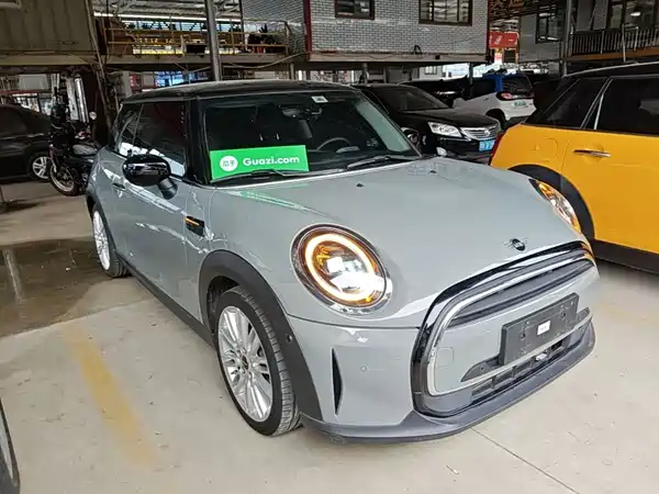 MINI 2022