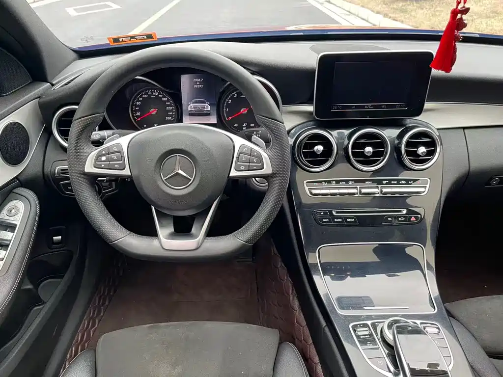Mercedes-Benz C-Class 2017 — фото 12