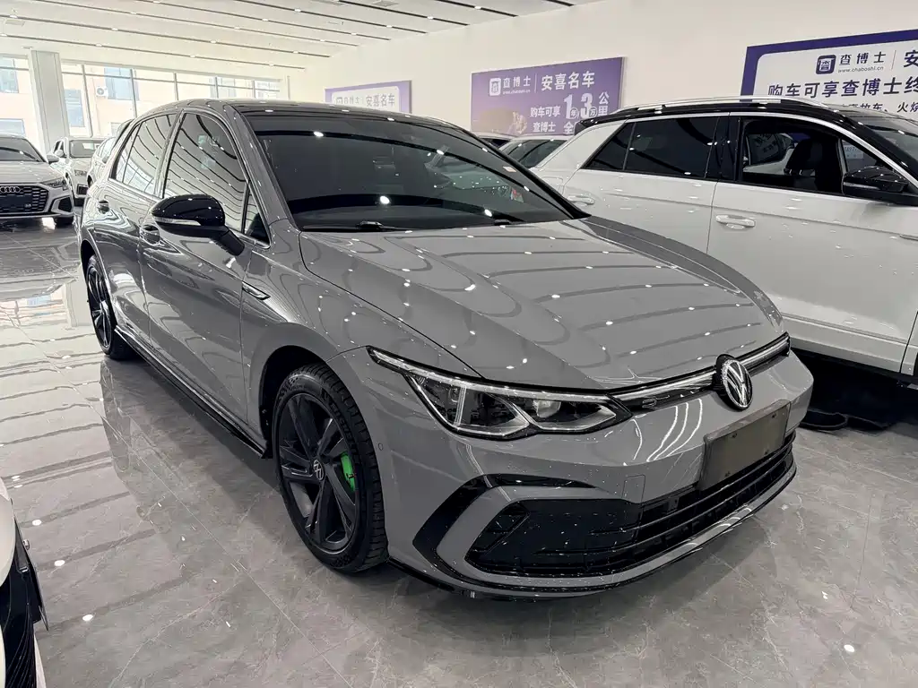 Volkswagen Golf 2023