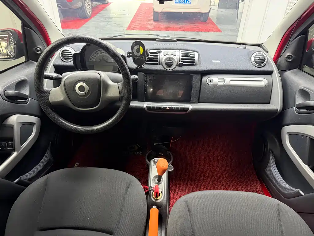 smart Fortwo 2015 — фото 9