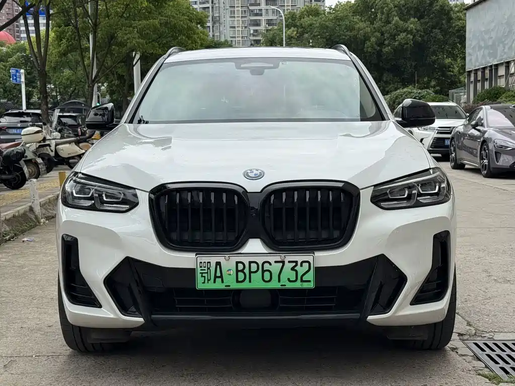 BMW iX3 2023 — фото 2