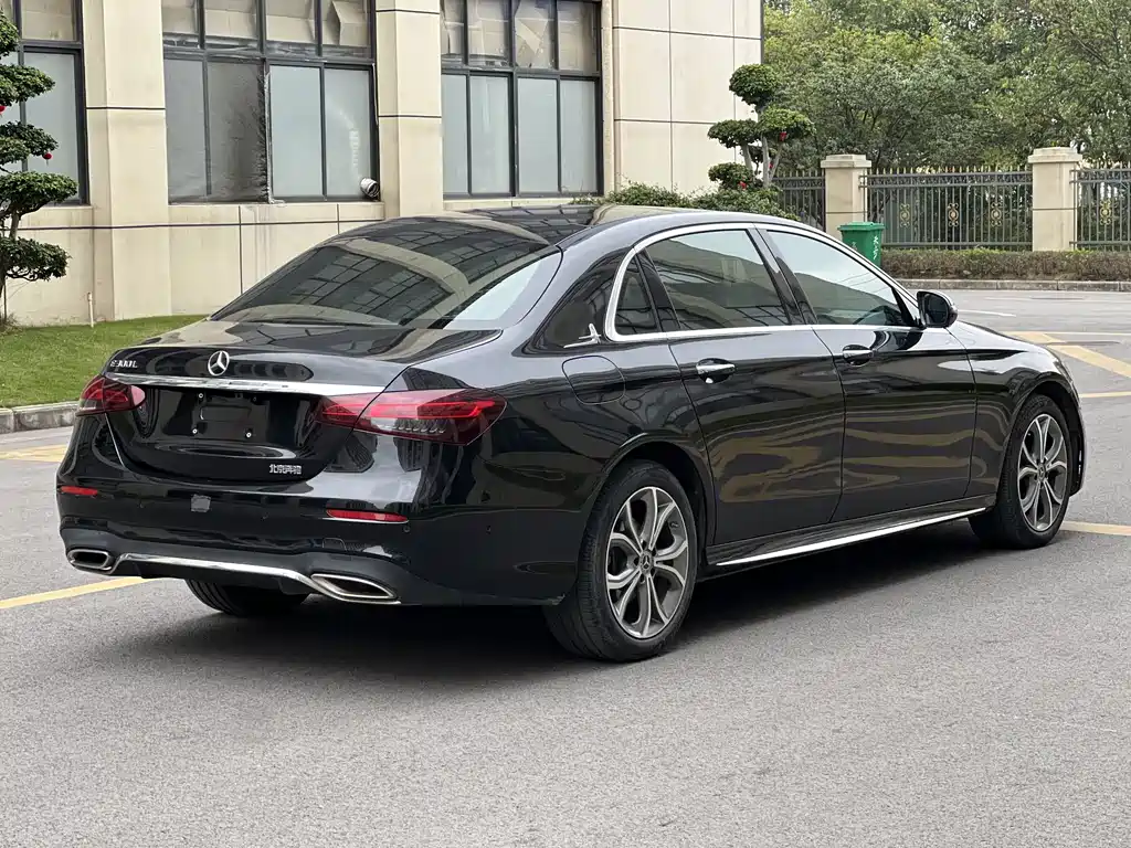 Mercedes-Benz E-Class 2020 — фото 22