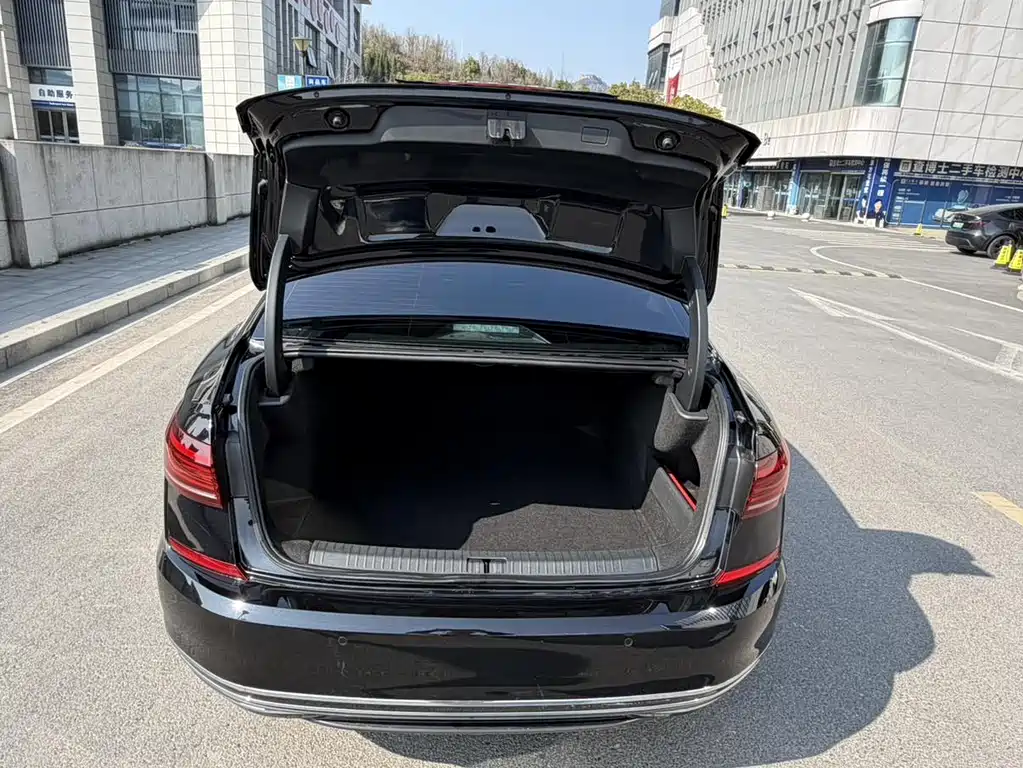 Volkswagen Passat 2023 — фото 12