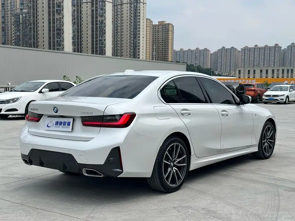 BMW 3 Series 2023