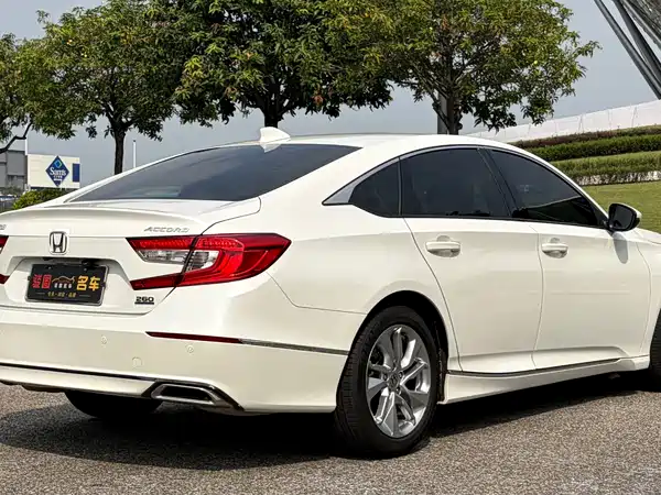 Honda Accord 2021
