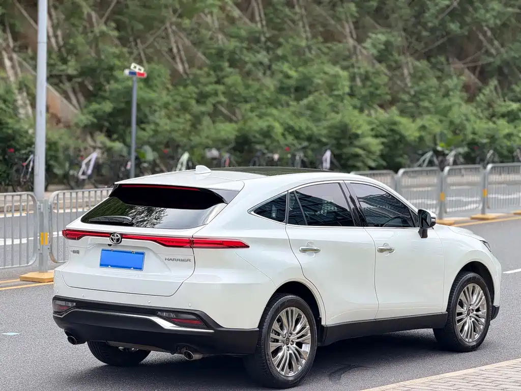Toyota Harrier 2022 — фото 11