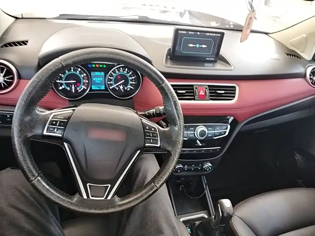 Haval H1 2015 — фото 10