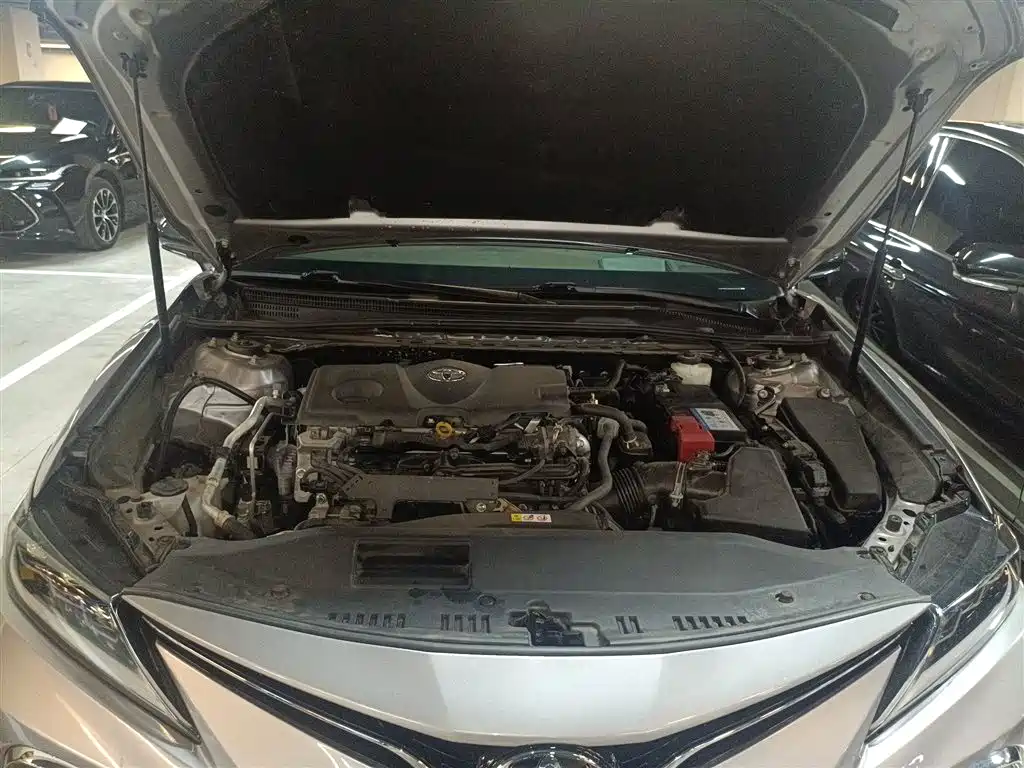 Toyota Camry 2023 — фото 23