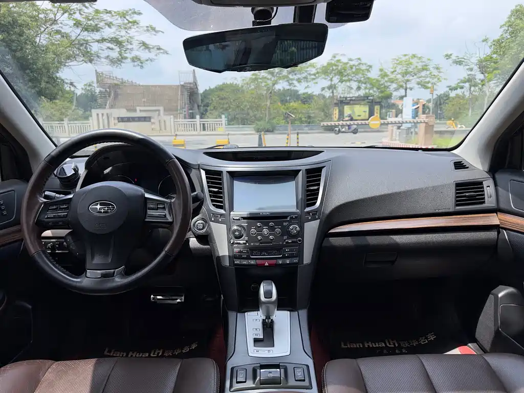 Subaru Outback 2014 — фото 16