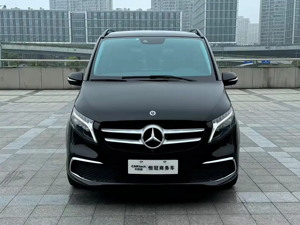 Mercedes-Benz V-Class 2022 — фото 2
