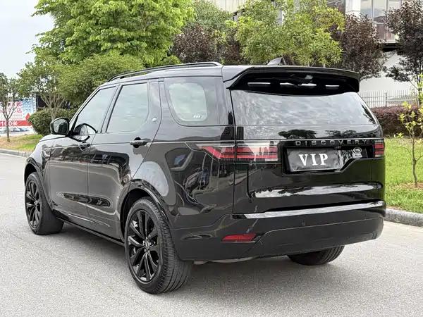 Land Rover Discovery 2021