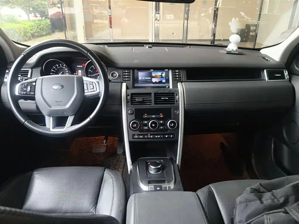 Land Rover Discovery Sport 2016 — фото 10