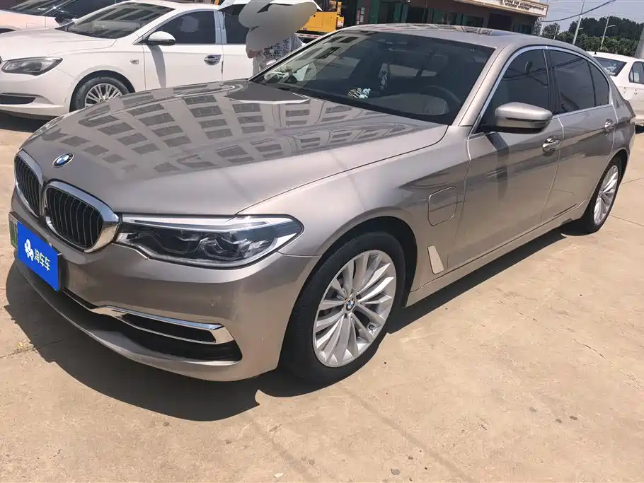 BMW 5 Series New Energy 2020 — фото 1