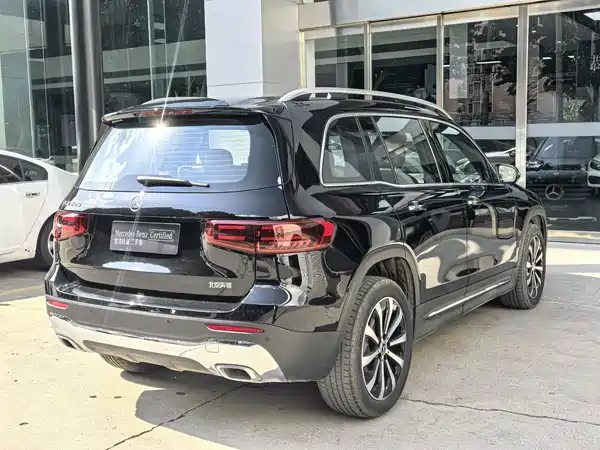 Mercedes-Benz GLB 2025