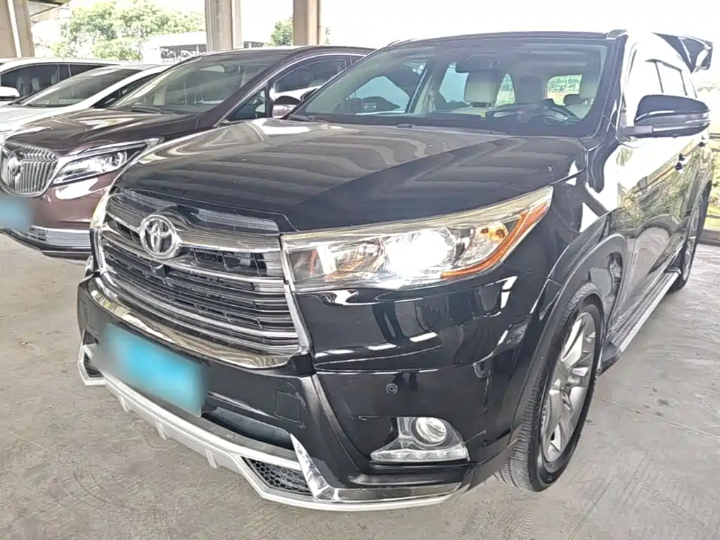 Toyota Highlander 2015 — фото 1
