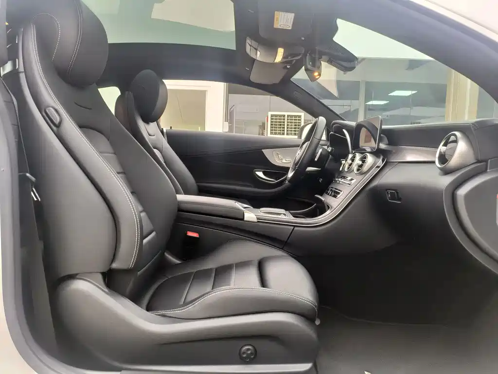 Mercedes-Benz C-Class 2019 — фото 4