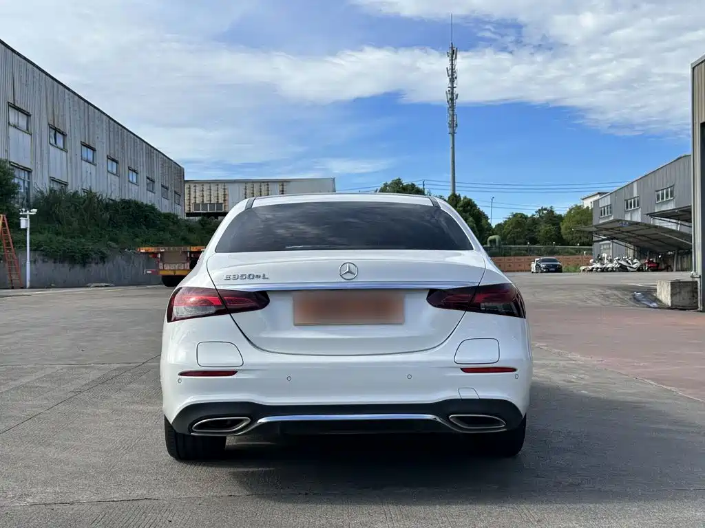 Mercedes-Benz E-Class New Energy 2022 — фото 7