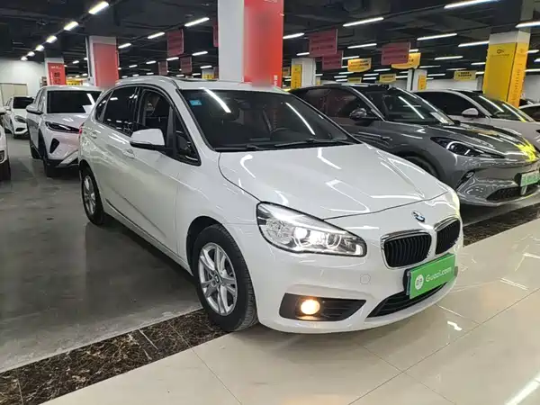 BMW 2 Series Station Wagon 2017