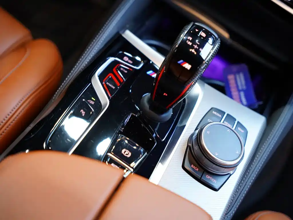 BMW M5 2021 — фото 35