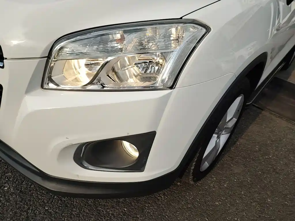 Chevrolet Trax 2015 — фото 24