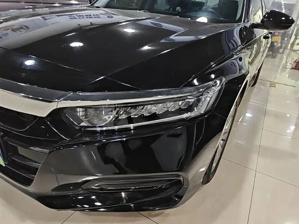 Honda Accord 2020 — фото 24