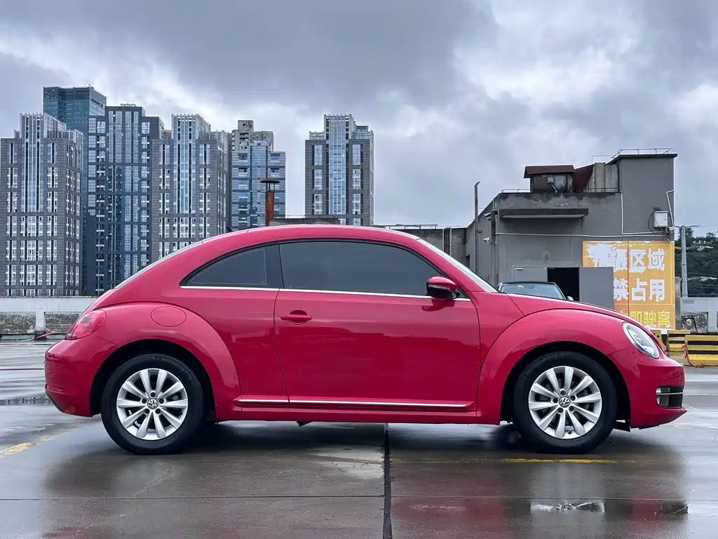 Volkswagen Beetle 2014 — фото 4