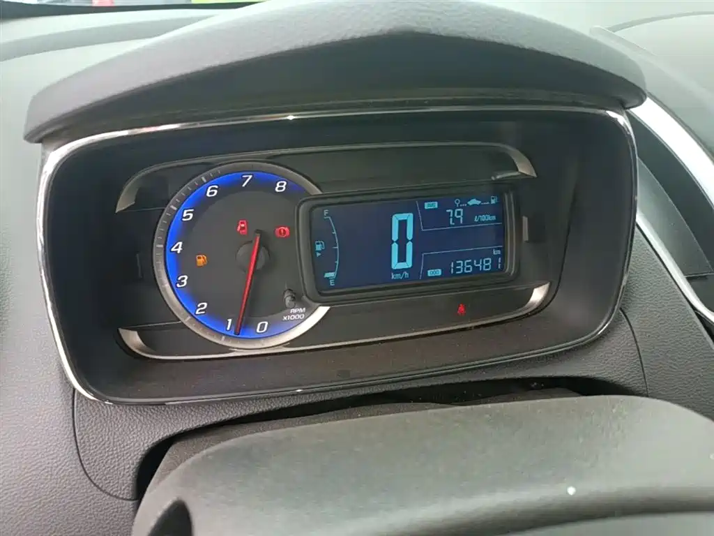 Chevrolet Trax 2014 — фото 12