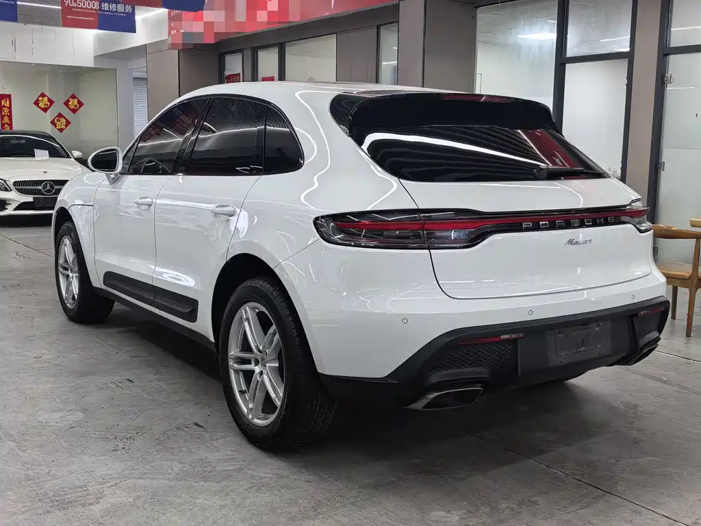 Porsche Macan 2022 — фото 9