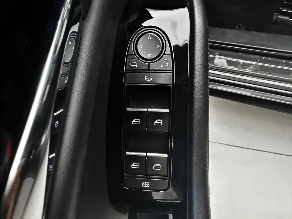 Mazda 3 Axela 2022 — фото 19