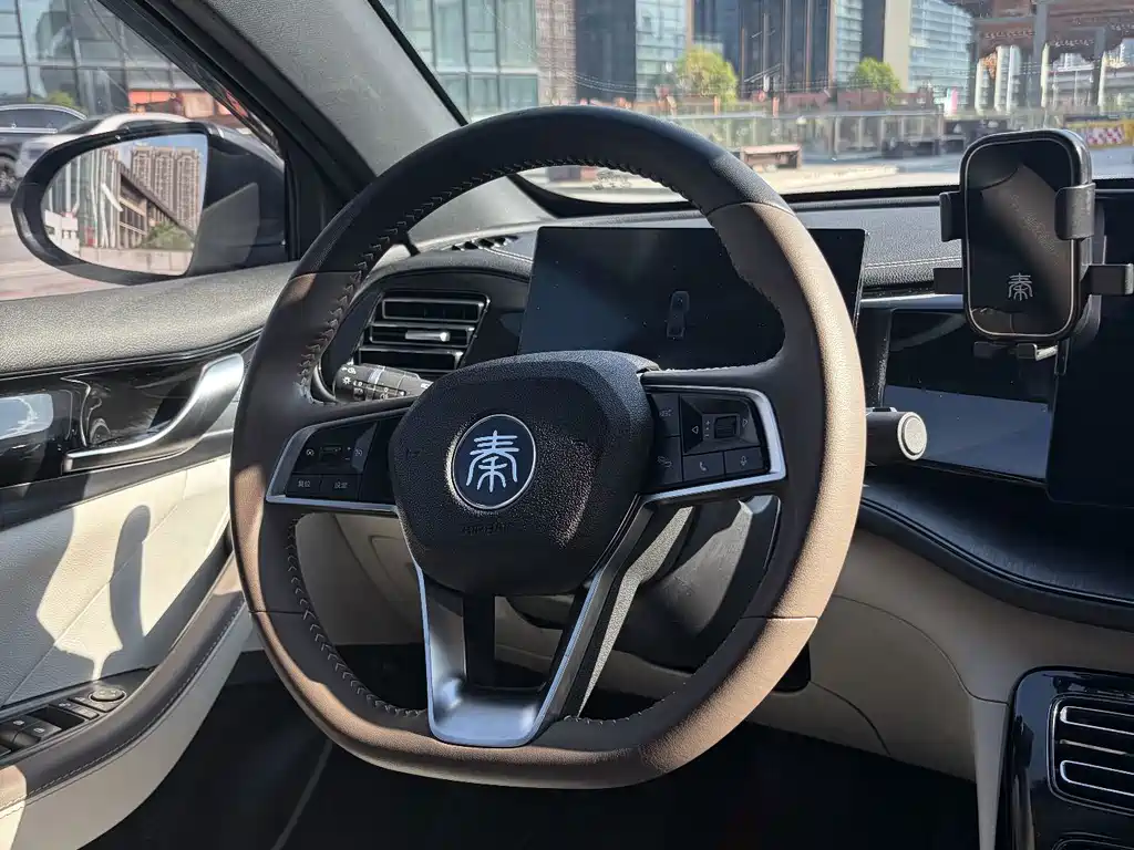 BYD Qin PLUS 2023 — фото 11
