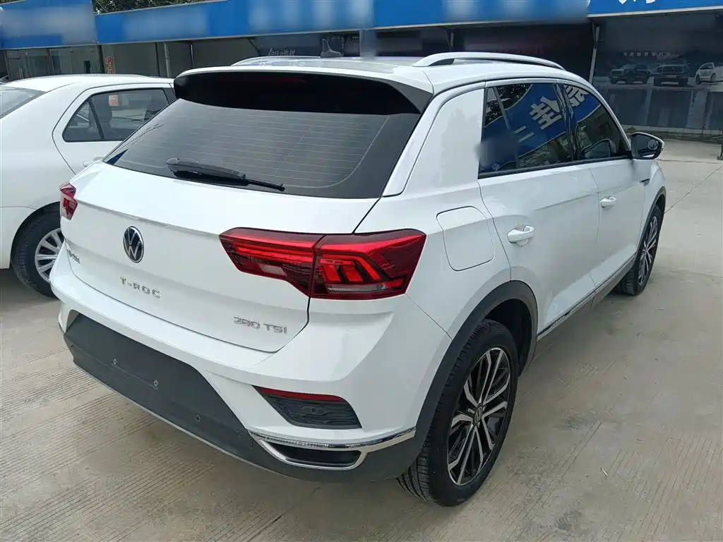 Volkswagen T-Roc 2022 — фото 5