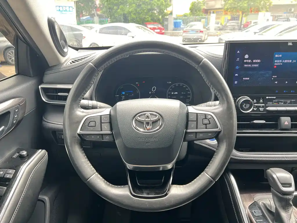 Toyota Highlander 2021 — фото 16