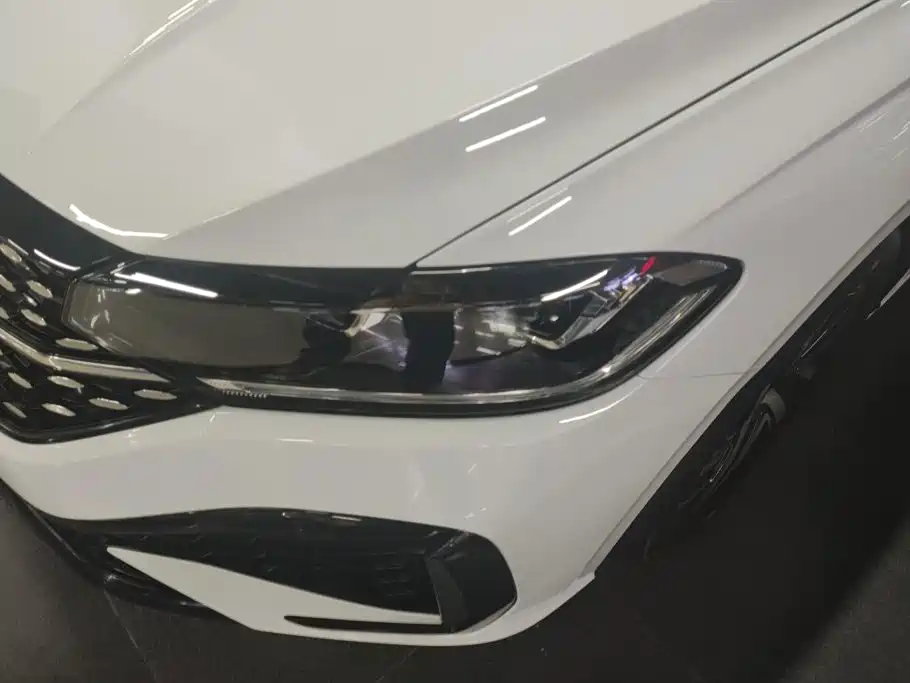 Volkswagen Lavida 2025