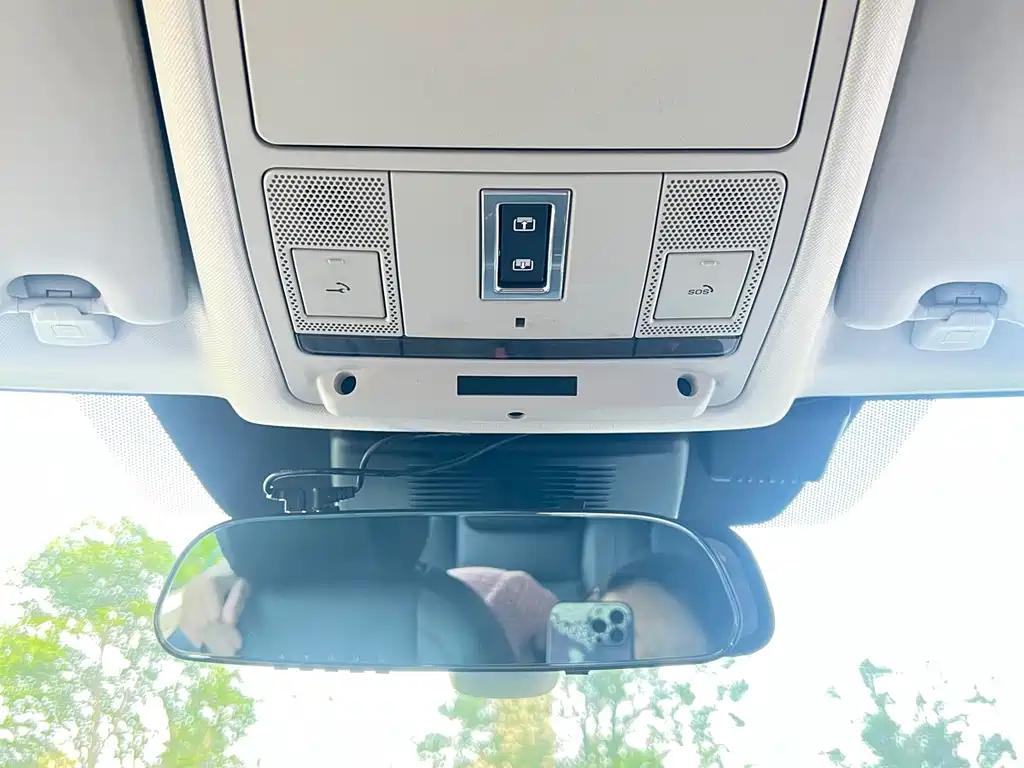 Land Rover Discovery Sport 2019 — фото 28