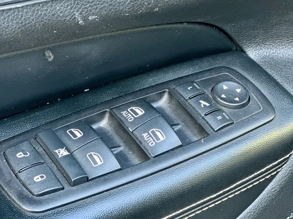Jeep Grand Cherokee 2014 — фото 23